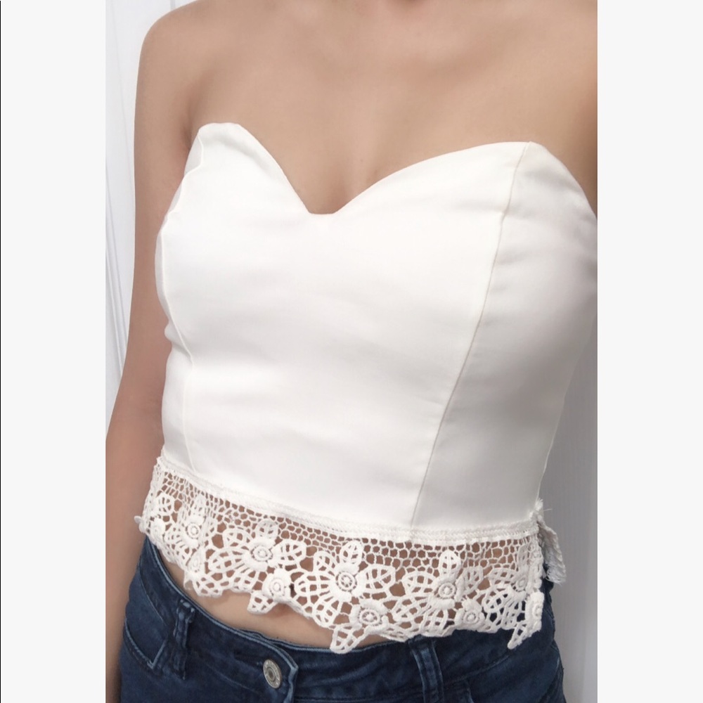 White lace bustier